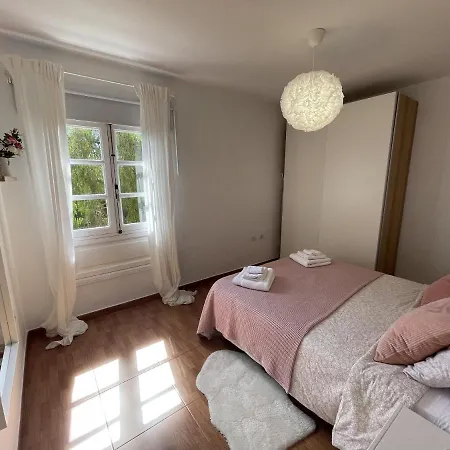 Beautiful 3 Bd. Apartment In La Laguna City Centre Exterior photo