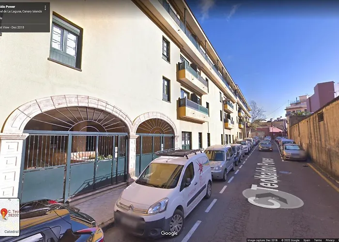 Beautiful 3 Bd. Apartment In La Laguna City Centre